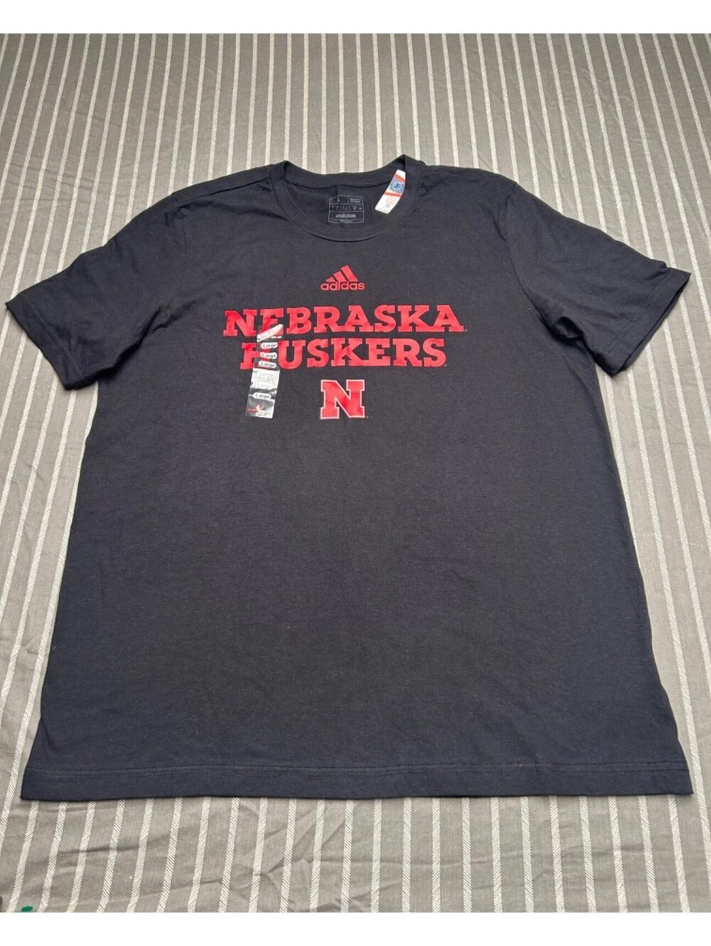 black adidas nebraska cornhuskers black Tshirt size large